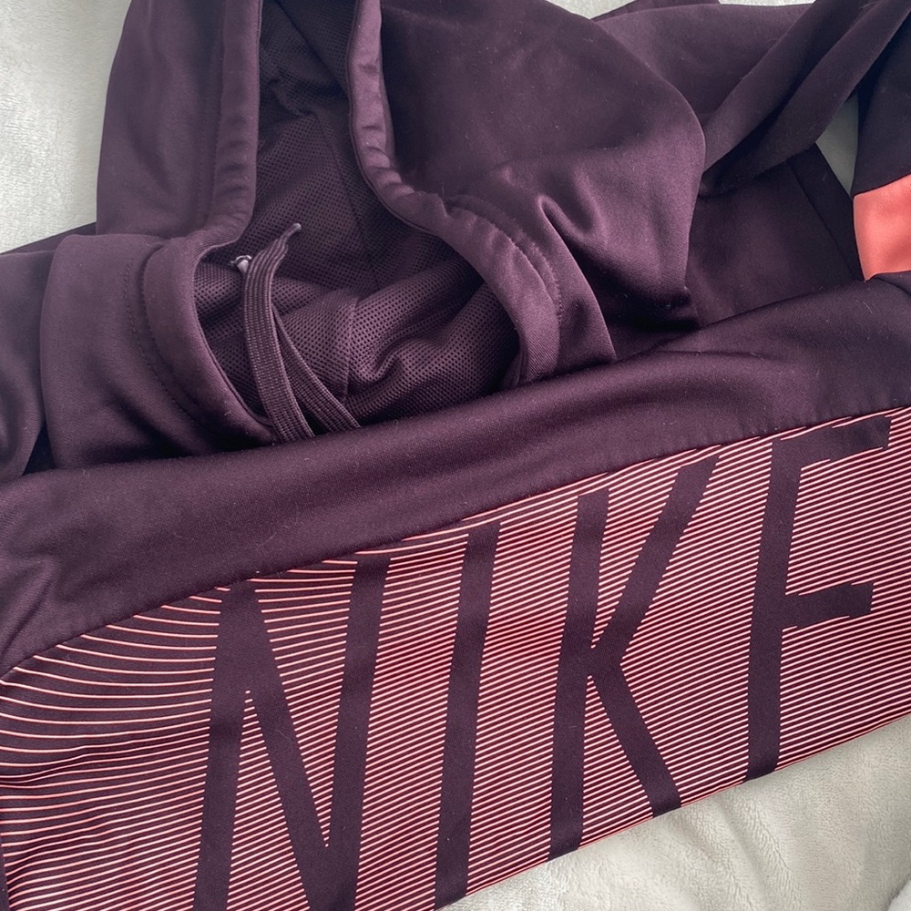 Perfect Nike hoodie!